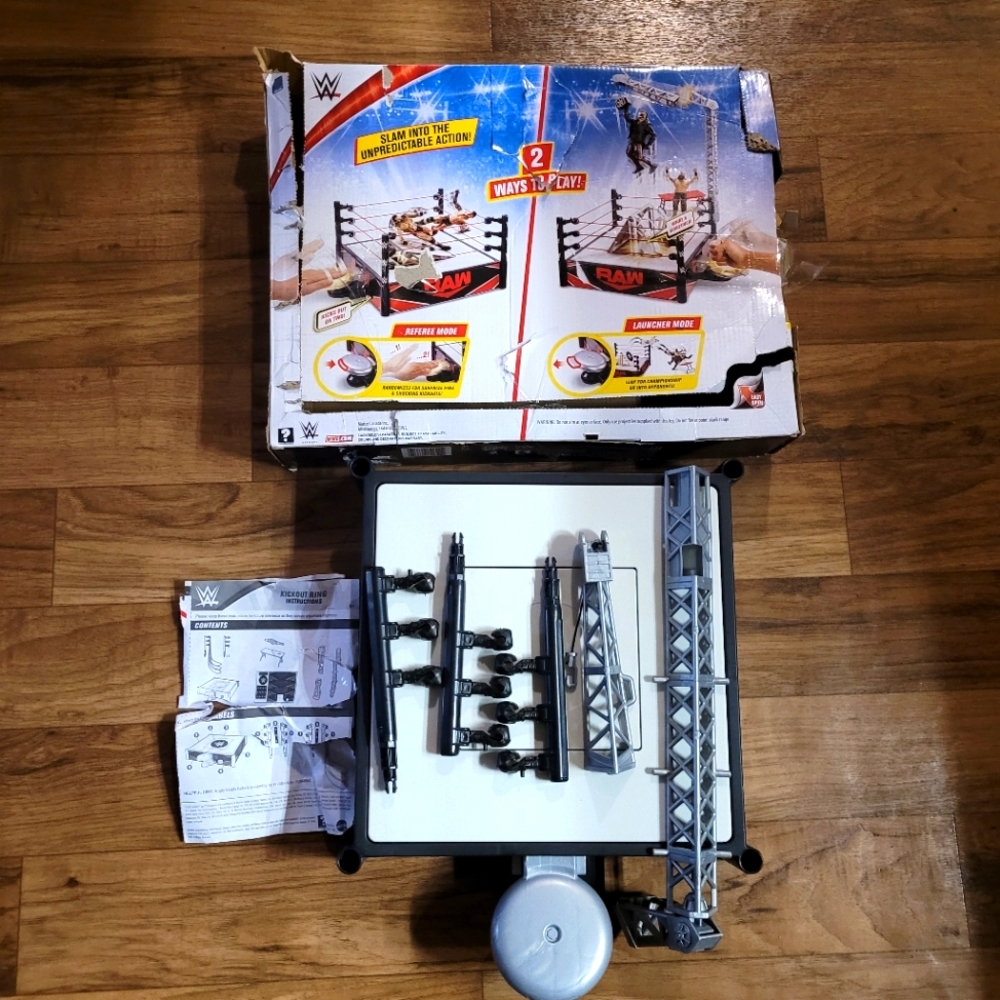 WWE Wrekkin Knockout Ring Playset LAUNCHER BELL TABLE 20" Scaffold